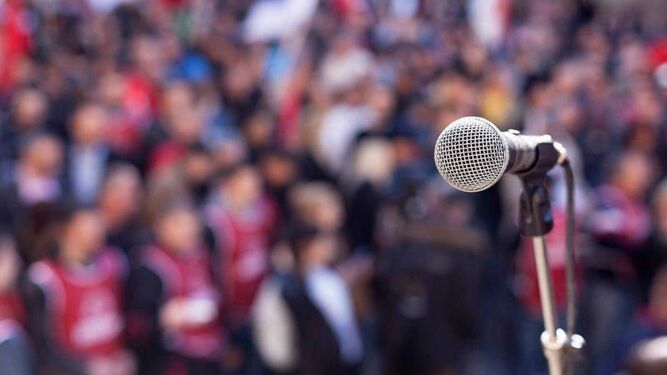 ¿Asesores de comunicación o magos de la política? 13 ¿Asesores de comunicación o magos de la política? 13 - Charo Toscano