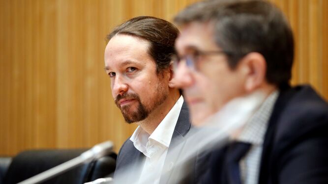 El virus de la crispación política 8 El virus de la crispación política 8 - Charo Toscano