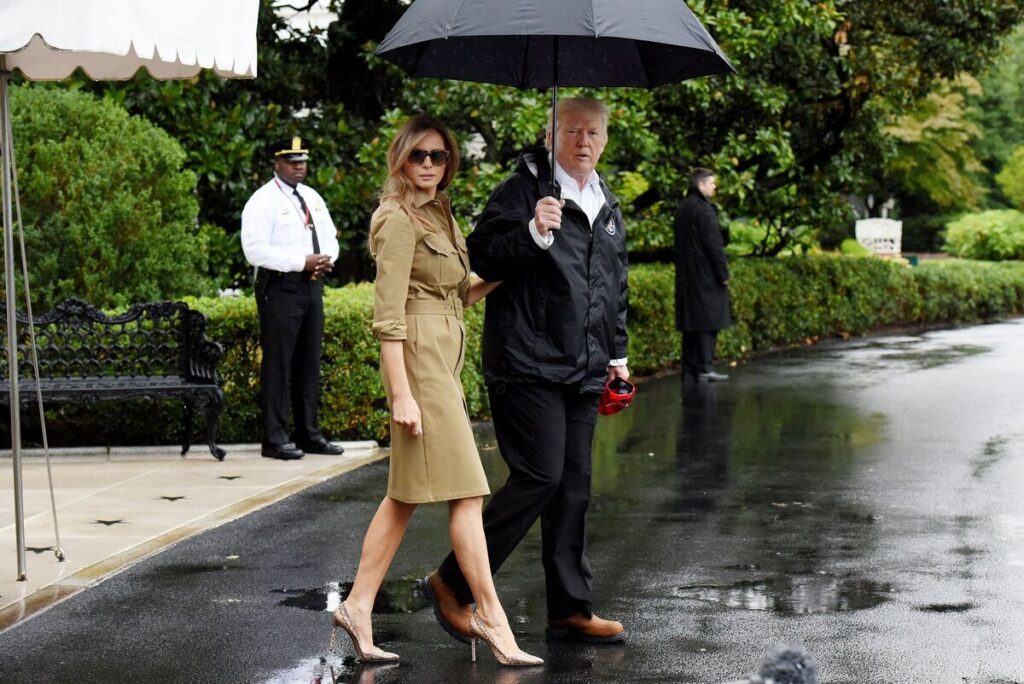 Política y moda 7 - Charo Toscano